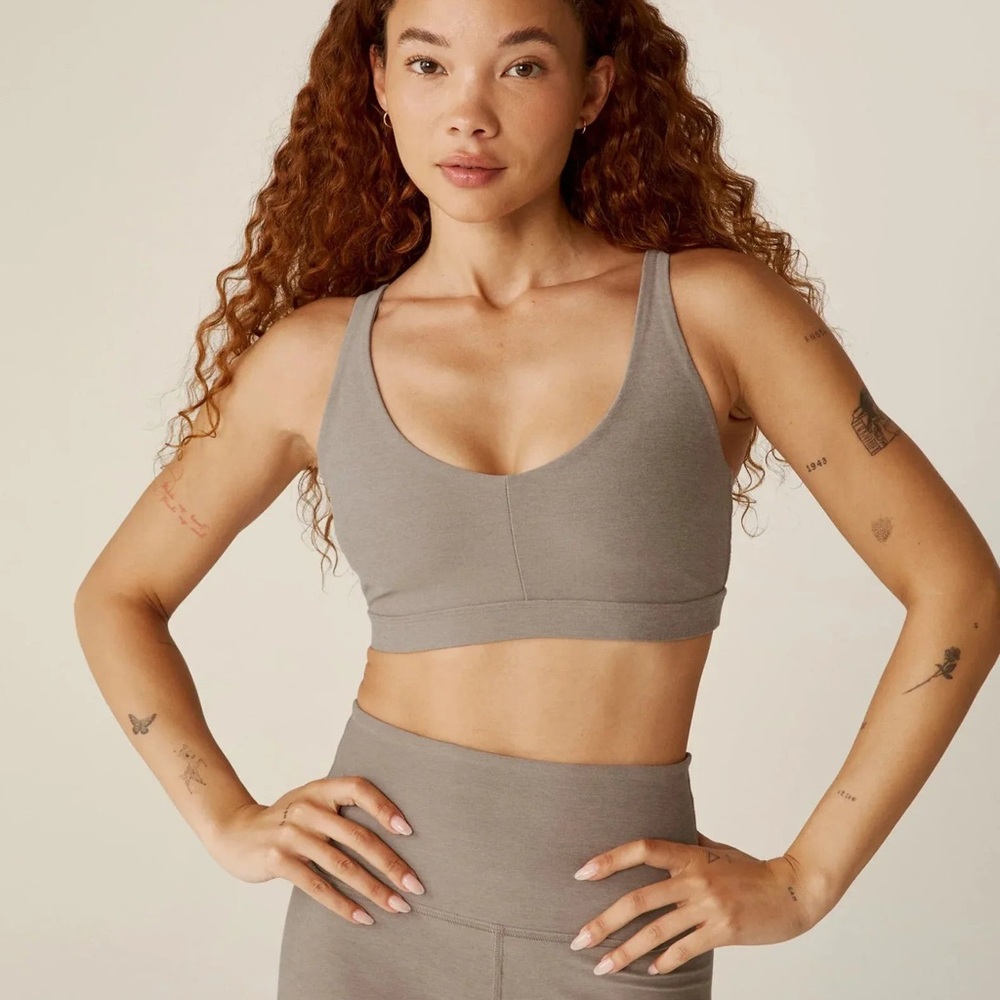 Beyond Yoga Spacedye Performance Tshirt Bra Birch Heather size XS never worn